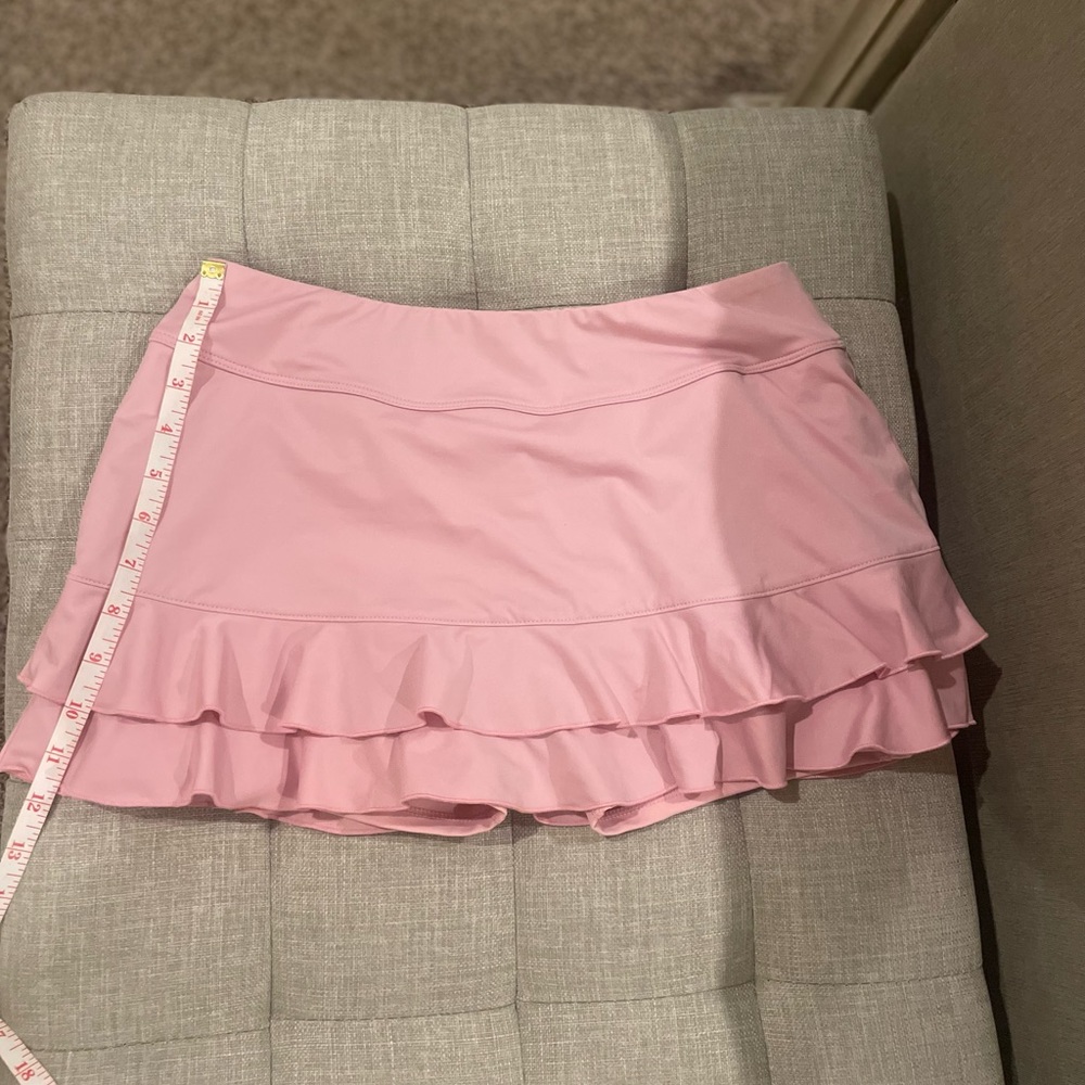 Eleven by Venus Williams Hummingbird tennis skirt Sz medium EUC